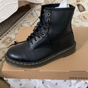 VEGAN 1460 FELIX LACE UP BOOTS 🖤🖤🖤
